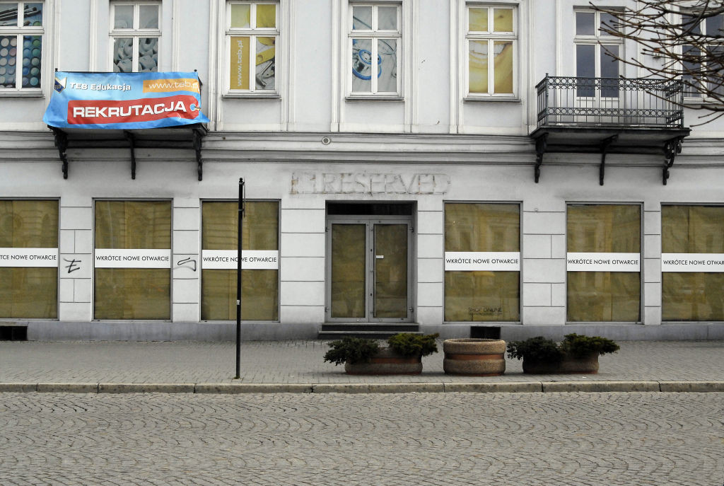 Nowy Sącz, Rynek 28. Stan z marca 2014.