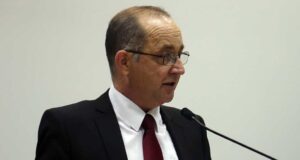 Starosta zarobi ile się da