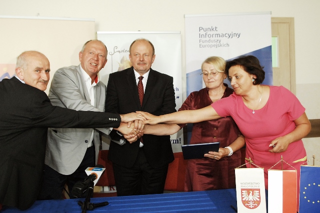 FOT:P.MURZYN Umowa na dofinansowanie Sądeckiego Hospicjum