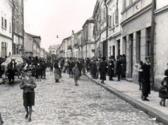 Nowosądeckie getto, ulica Kazimierza. Widok w stronę Rynku. Około 1941