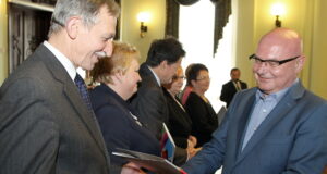 Nagrody okolicznościowe dla nauczycieli