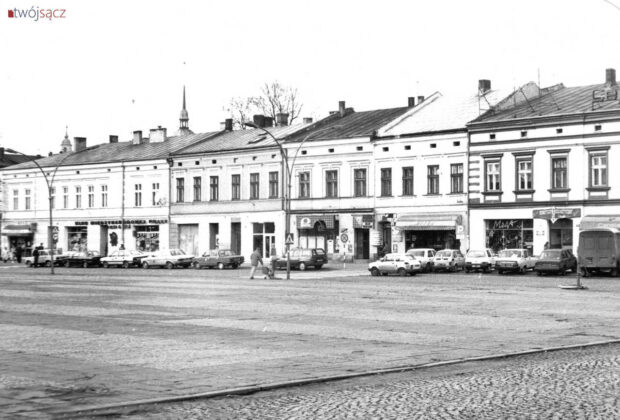 Nowy Sącz, Rynek lata 90. Widoczny szyld sklepu Pewex
