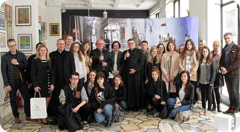 20160412_biuro_sdm_jagiellonska_panorama_rounded