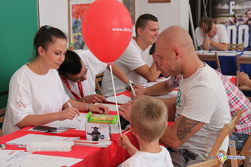 Fundacja DKMS akcja w Nowym Sączu