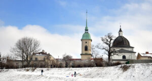 zabudowania pofranciszkańskie oraz Kościół Ewangelicki przy ul. Pijarskiej w Nowym Sącz