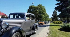 IX Zlot Pojazdów Retro Nowy Sącz 2017 – przejazd przez Al. Wolności