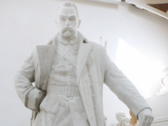 Rada Miasta daje działkę po pomniku Armii Czerwonej pod monument Marszałka