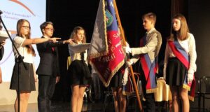 Nowy sztandar dla Szkoły Podstawowej nr 16
