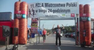 Karol Trojan ustanowił nowy Rekord Polski na „Najdłuższy dystans przebiegnięty boso w 24 godziny”