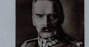 Wkrótce odsłonięcie pomnika Józefa Piłsudskiego. Film „Spełniony sen o wolności” Nowy Sącz pomnik Piłsudskiego film