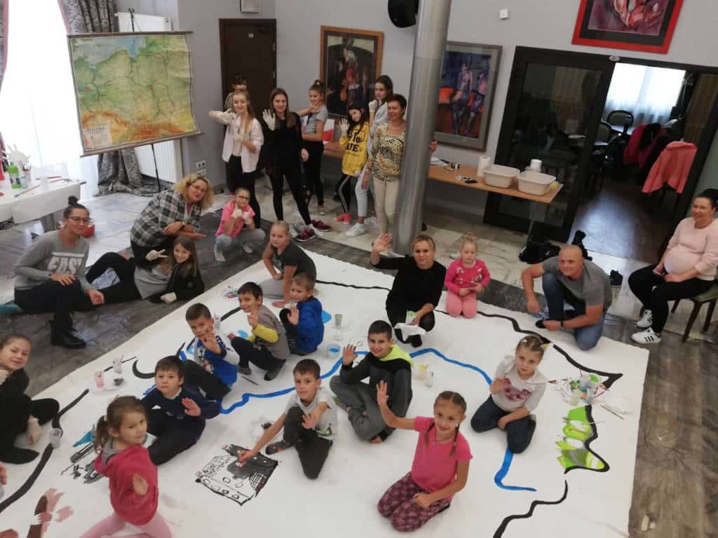Namaluj z nami Polskę