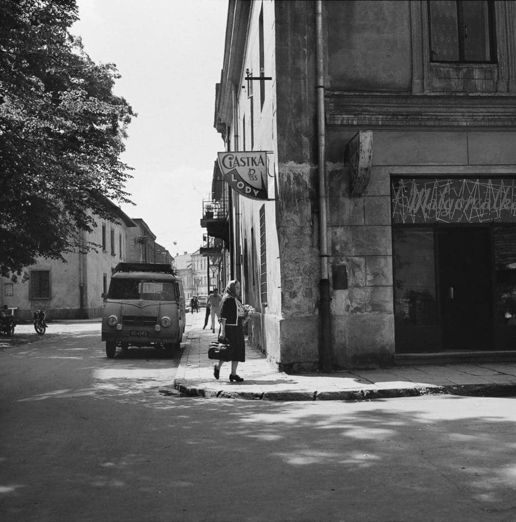 Nowy Sącz lata 60. Róg ul. Świętego Ducha i Kościelnej (dziś Wyszyńskiego)