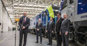 Miliardowe kontrakty Newagu: produkuje i modernizuje 121 lokomotyw dla Grupy PKP
