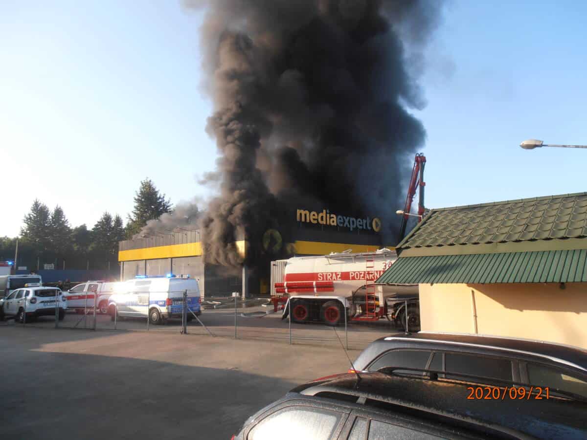 Nowy Sącz 21 września 2020. Pożar sklepu Media Expert przy ul. Węgierskiej