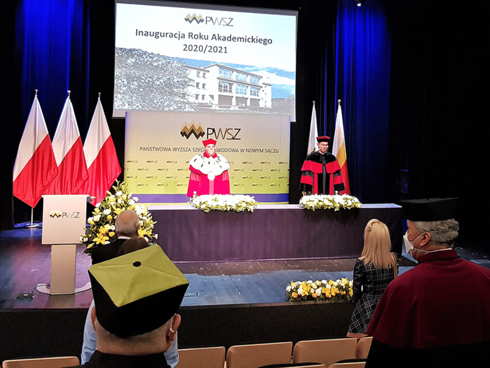 Państwowa Wyższa Szkoła Zawodowa w Nowym Sączu 9 października zainaugurowała rok akademicki 2020/2021
