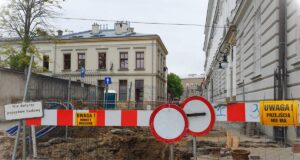 Opóźnia się rozpoczęcie prac na ul. Młyńskiej; przetarg na modernizację ul. Nawojowskiej wciąż nierozstrzygnięty
