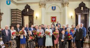 14 par świętowało w ratuszu złoty oraz diamentowy jubileusz małżeństwa