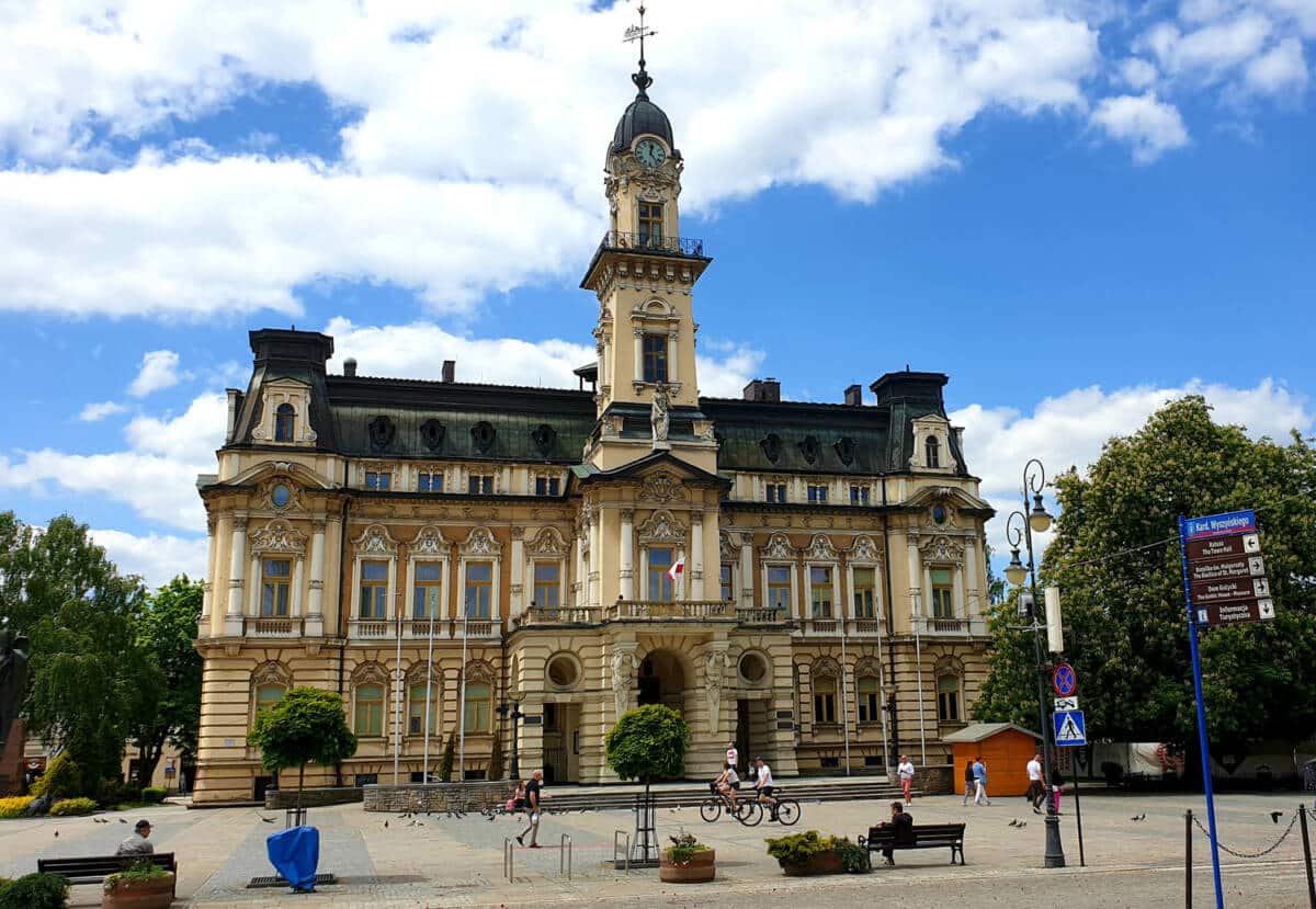 przewodnicząca rady miasta Nowy Sącz ratusz