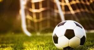 Sandecja Nowy Sącz zagra z ŁKS-em. Bukmacherzy wystawili kursy na mecz (materiał promocyjny)