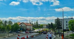 Koniec remontów w dwóch ruchliwych miejscach; rondo pod szpitalem gotowe za miesiąc