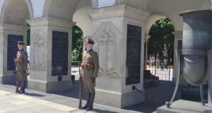 Strażnicy Graniczni z Nowego Sącza przed Grobem Nieznanego Żołnierza