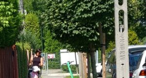 Miasto straszy odholowywaniem źle zaparkowanych hulajnóg i karami dla ich właścicieli