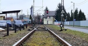 Przygotowania do przebudowy linii Chabówka – Nowy Sącz idą powoli. Ogłoszono przetarg na modernizację kolejnych 10 kilometrów