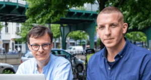 Startupowcy z Nowego Sącza stworzyli aplikację do rozliczania PIT w formie czatu