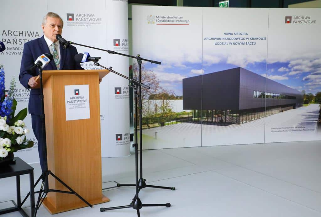 otwarcie archiwum w Nowym Sączu
