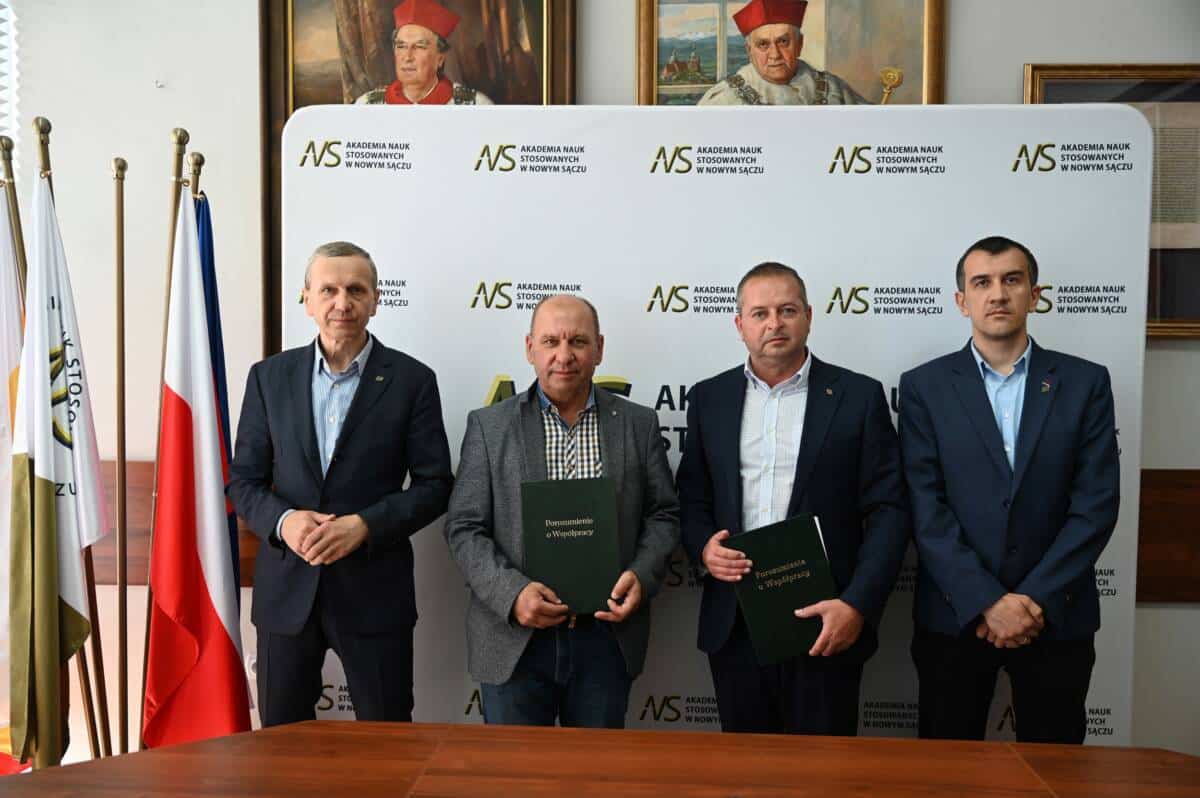 umowa na budowę prosektorium dla ANS w Nowym Saczu podpisana