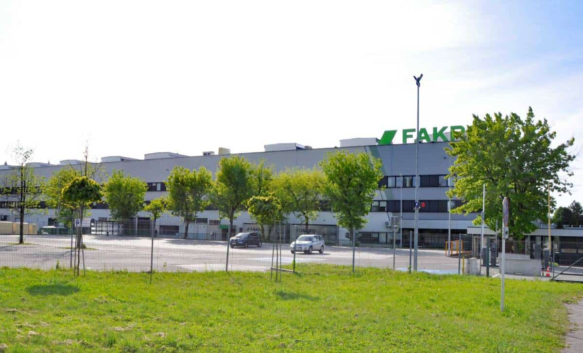Fakro Nowy Sączu hala fabrynaczna