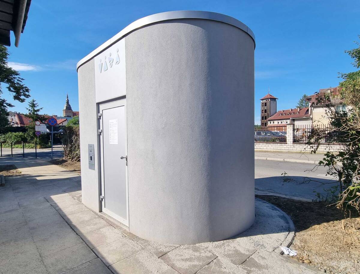 publiczna toaleta Sącz ul. Sobieskiego