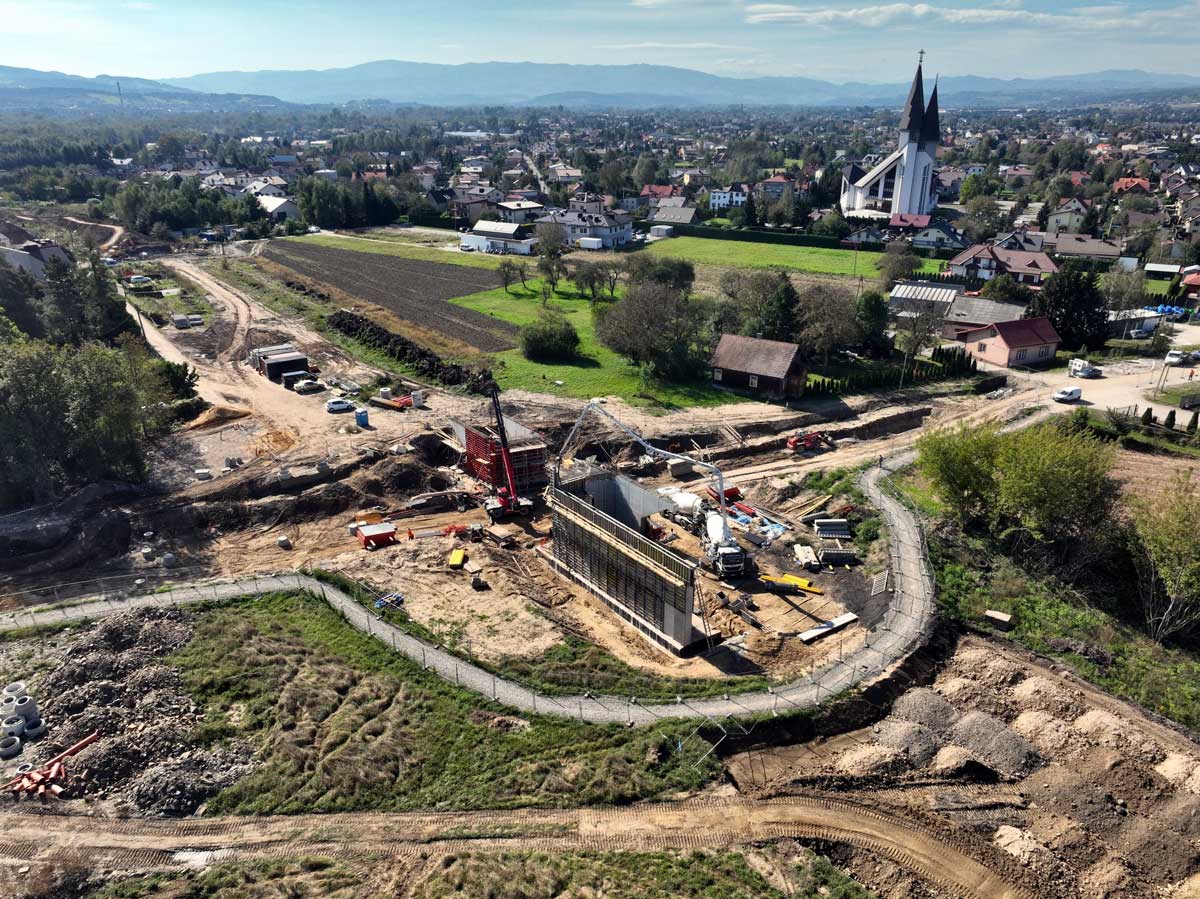 Prace związane z modernizacją linii kolejowej nr 104 w Nowym Sączu, wrzesień 2024 ul. Krakowska