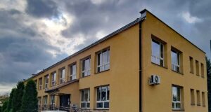 Żłobek Miejski nr 2 przy ul. Podhalańskiej za około 3 mln zł podwoi liczbę miejsc Żłobek Miejski nr 2 w Nowym Sączu, ul. Podhalańska 38