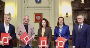 2 grudnia w sali ratuszowej została podpisana umowa, w wyniku której spółka Sądeckie Wodociągi pozyskała środki finansowe w wysokości blisko 10 mln zł