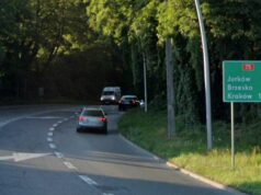 jest decyzja środowiskowa dla tzw. Sądeczanki czyli nowego przebiegu drogi krajowej 75 Brzesko - Nowy Sącz. Na zdjęciu wyjazd z Nowego Sącza DK75