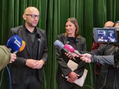 Zastępca prezydenta Nowego Sącza Artur Bochenek i nowa dyrektor MOK Małgorzata Gułowska