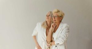 Ekskluzywna moda damska, jak ją rozpoznać? Ekskluzywna moda damska, jak ją rozpoznać? molton.pl