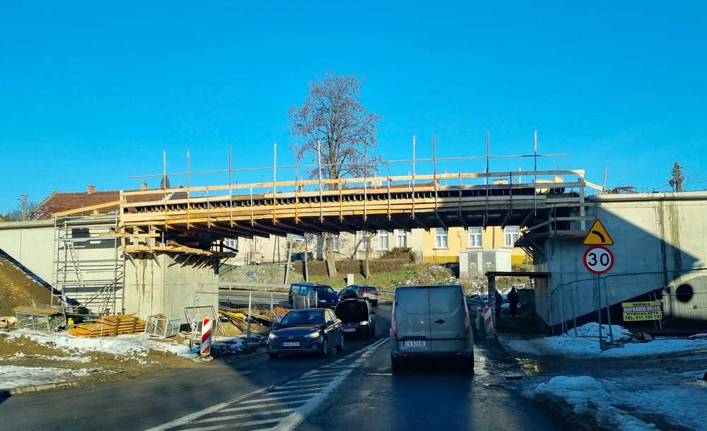 wiadukt nad ul. Węgierską w Nowym Sączu w budowie, styczeń 2025