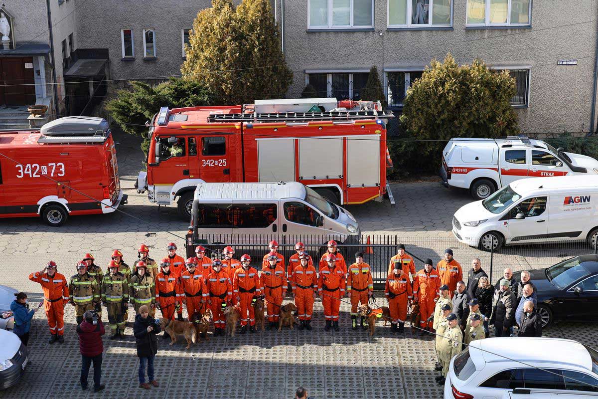 Strażacy żegnają st. bryg. Bogdana Gumulaka i dziękują za 37 lat służby