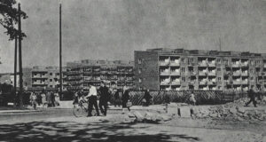 Budowa osiedla Przydworcowego w Nowym Sączu. Tygodnik Turystyczny Światowid 1961