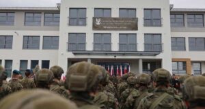 Koszary w Limanowej - uroczystość przekazania do użytku nowego kompleksu wojskowego dla 114 batalionu lekkiej piechoty im. ppłk Adama Stabrawy ps. „Borowy"