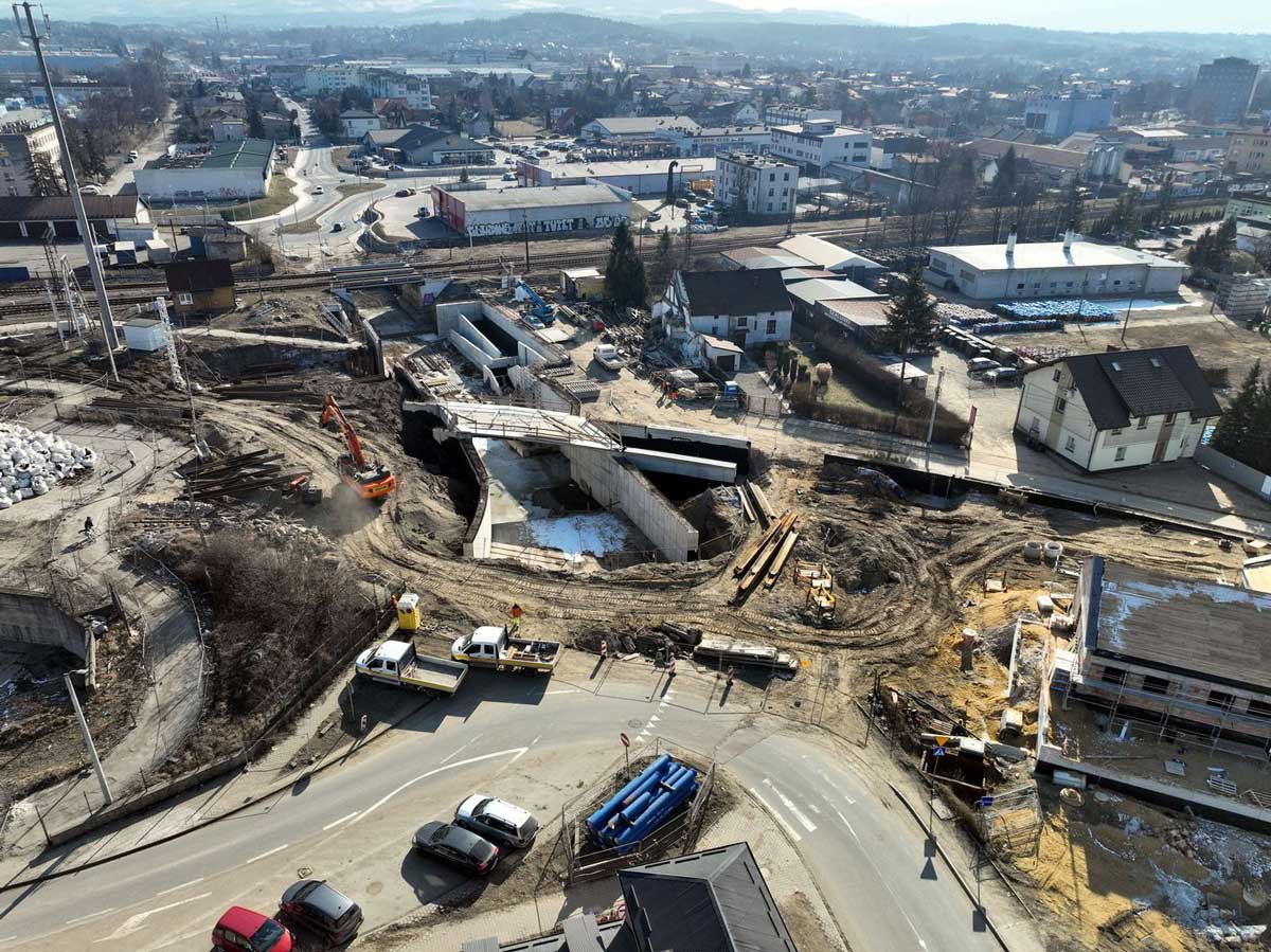 PKP PLK prowadzą modernizację linii Nowy Sącz - Chabówka. Budowa nowego skrzyżowania bezkolizyjnego przy ul. Kolejowej i Asnyka w Nowym Sączu