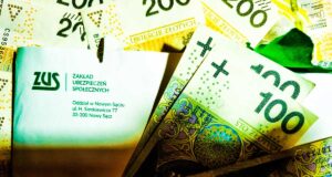 korespondencja z ZUS, wokół niej banknoty