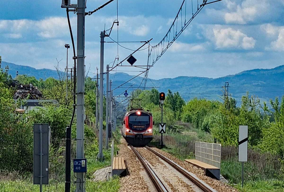 pociągi do Krynicy Zdrój wznawiają kursowanie. EZT na linii nr 96 w Nowym Sączu
