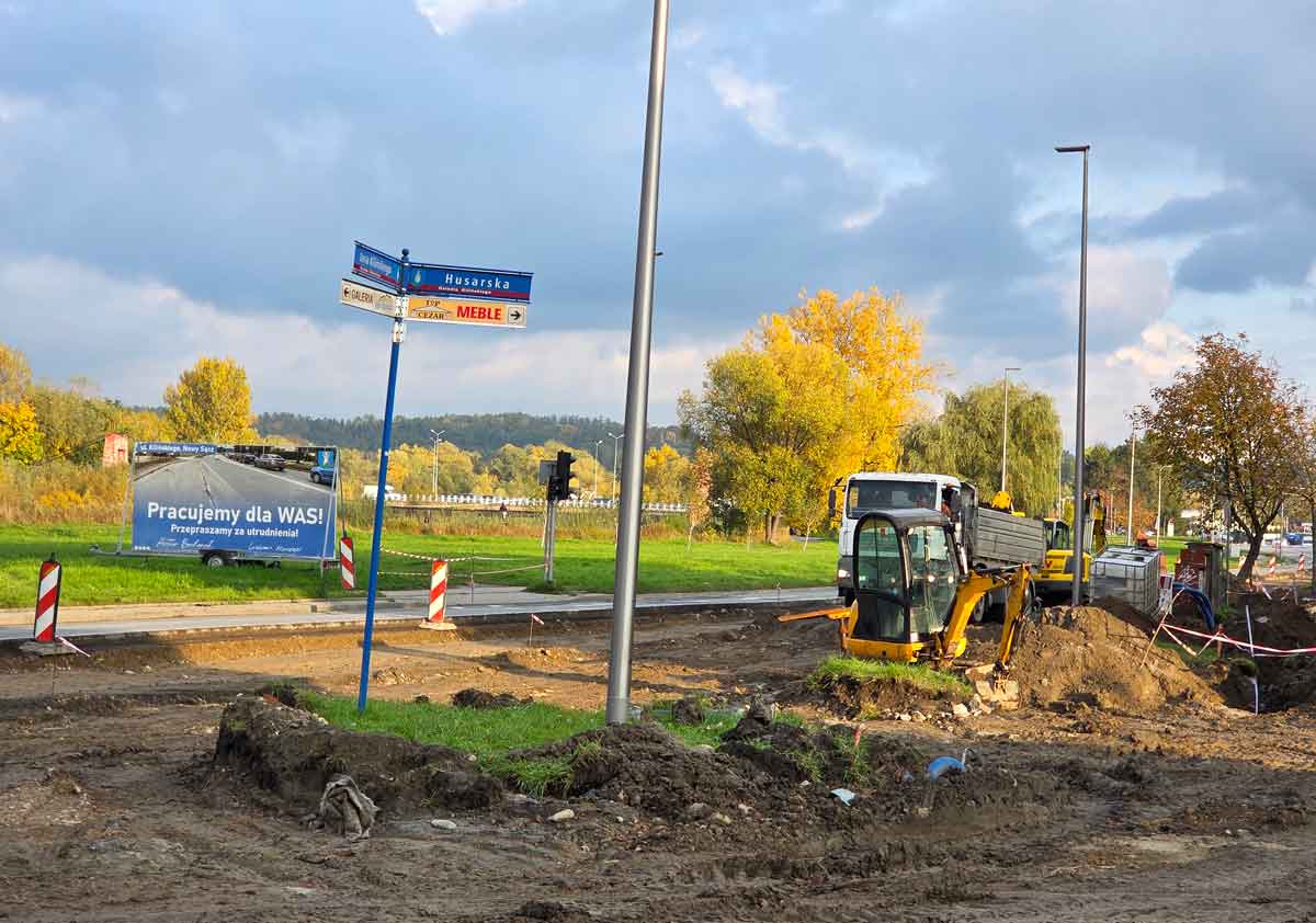 skrzyżowanie ul. Kilińskiego i Husarskiej w Nowym Sączu w trakcie przebudowy