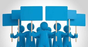 Petycja o zerwanie umowy partnerskiej między Nowym Sączem a Netanją w Izraelu a group of abstract blue humanoid figures holding blank signs, standing together in a unified stance