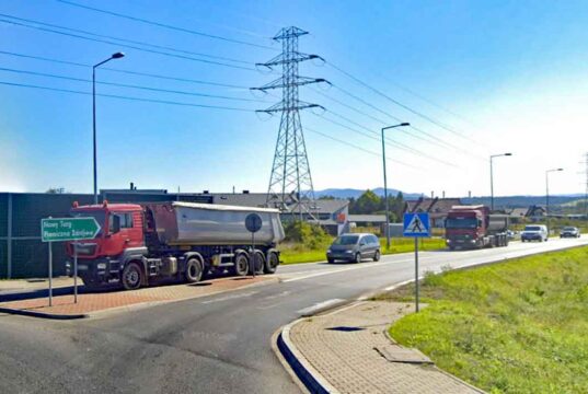 Obwodnica Zachodnia Nowego Sącza - fragment w miejscowości Podrzecze. Google Street View