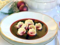 świąteczne smaki Małopolski - barszcz czerwony z uszkami