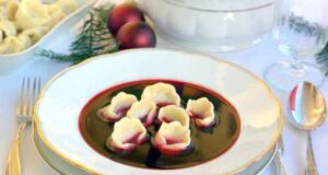 świąteczne smaki Małopolski - barszcz czerwony z uszkami